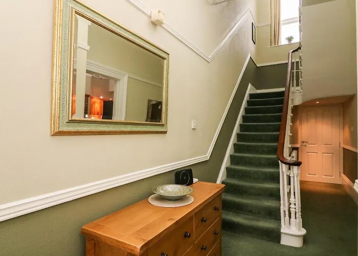 Heanor House Leyburn