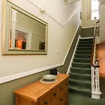 Heanor House Leyburn
